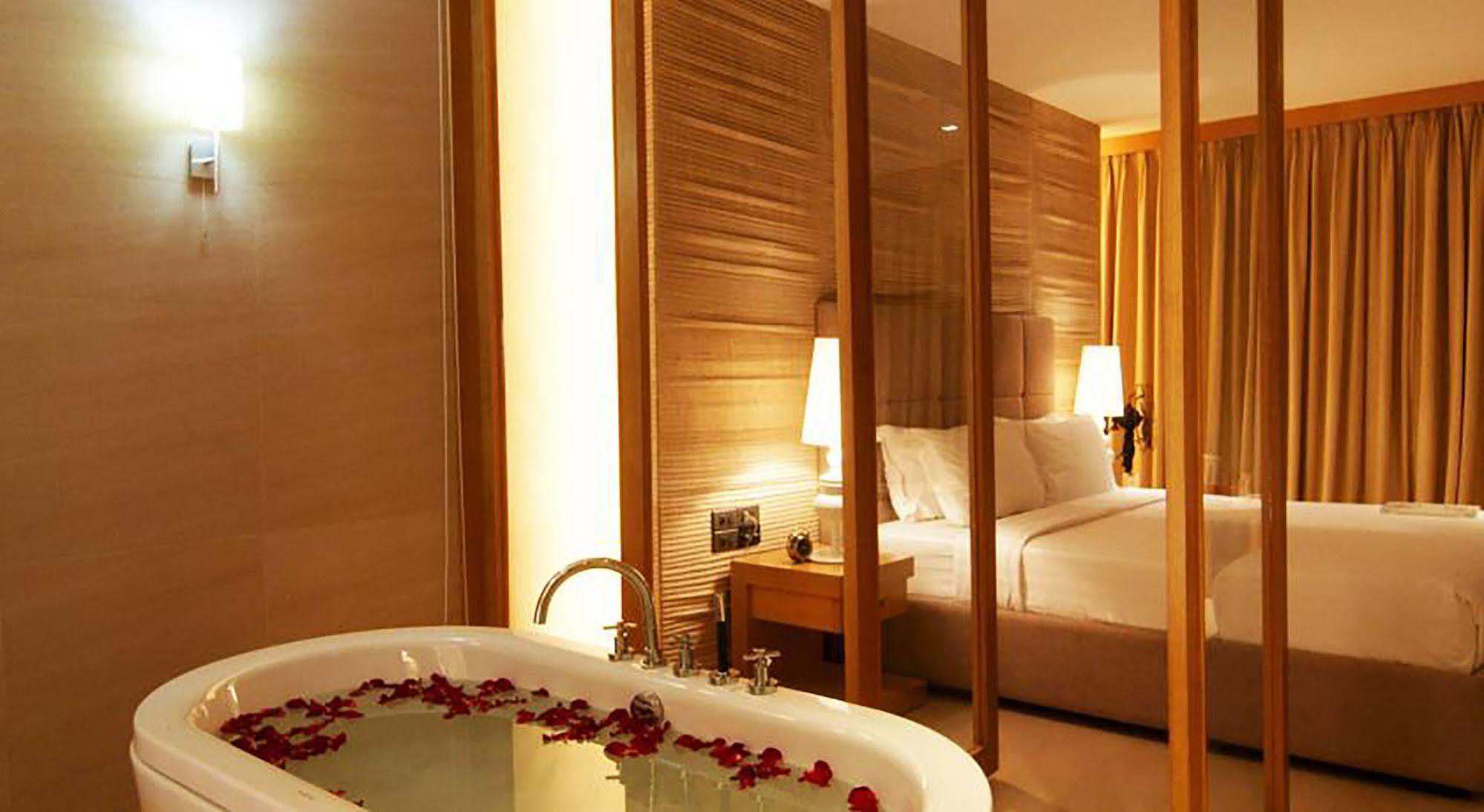 Dune Hua Hin Hotel מראה חיצוני תמונה